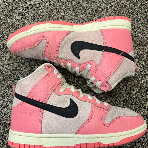 Nike Dunk High Hoops Pack Pink Sneakers DX3359-600 Women Size 7 Valentines - Picture 3 of 7